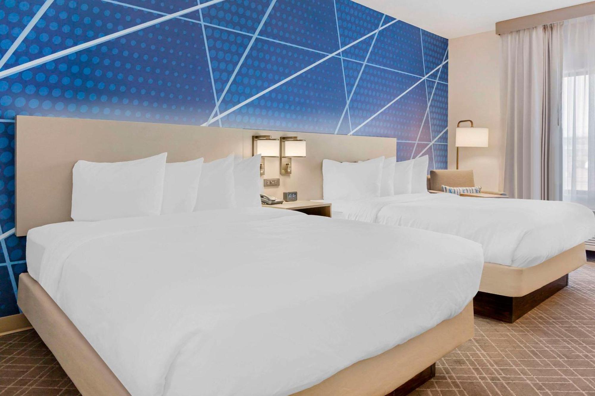 Comfort Inn & Suites Rapid City Near Mt Rushmore Екстер'єр фото